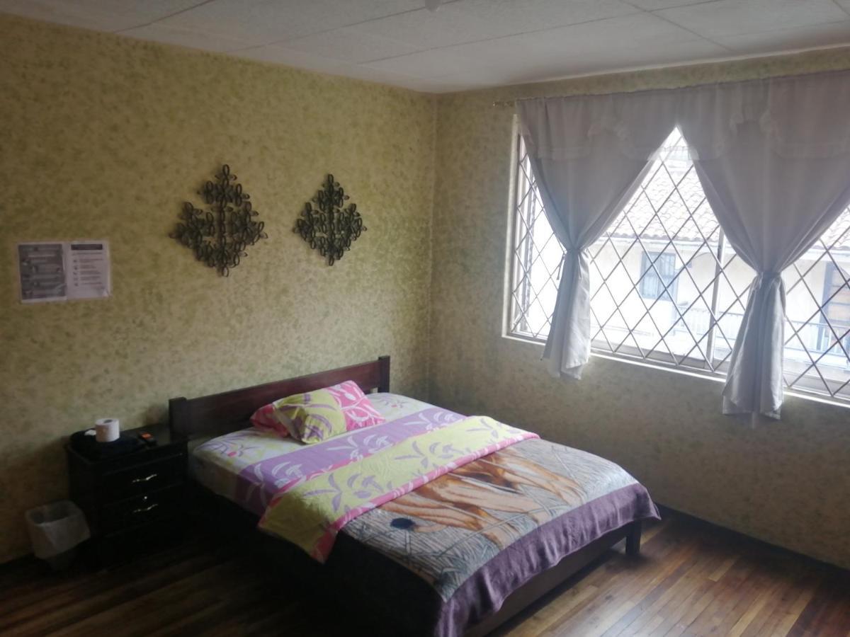 La Perla Cuencana Hostal Екстер'єр фото