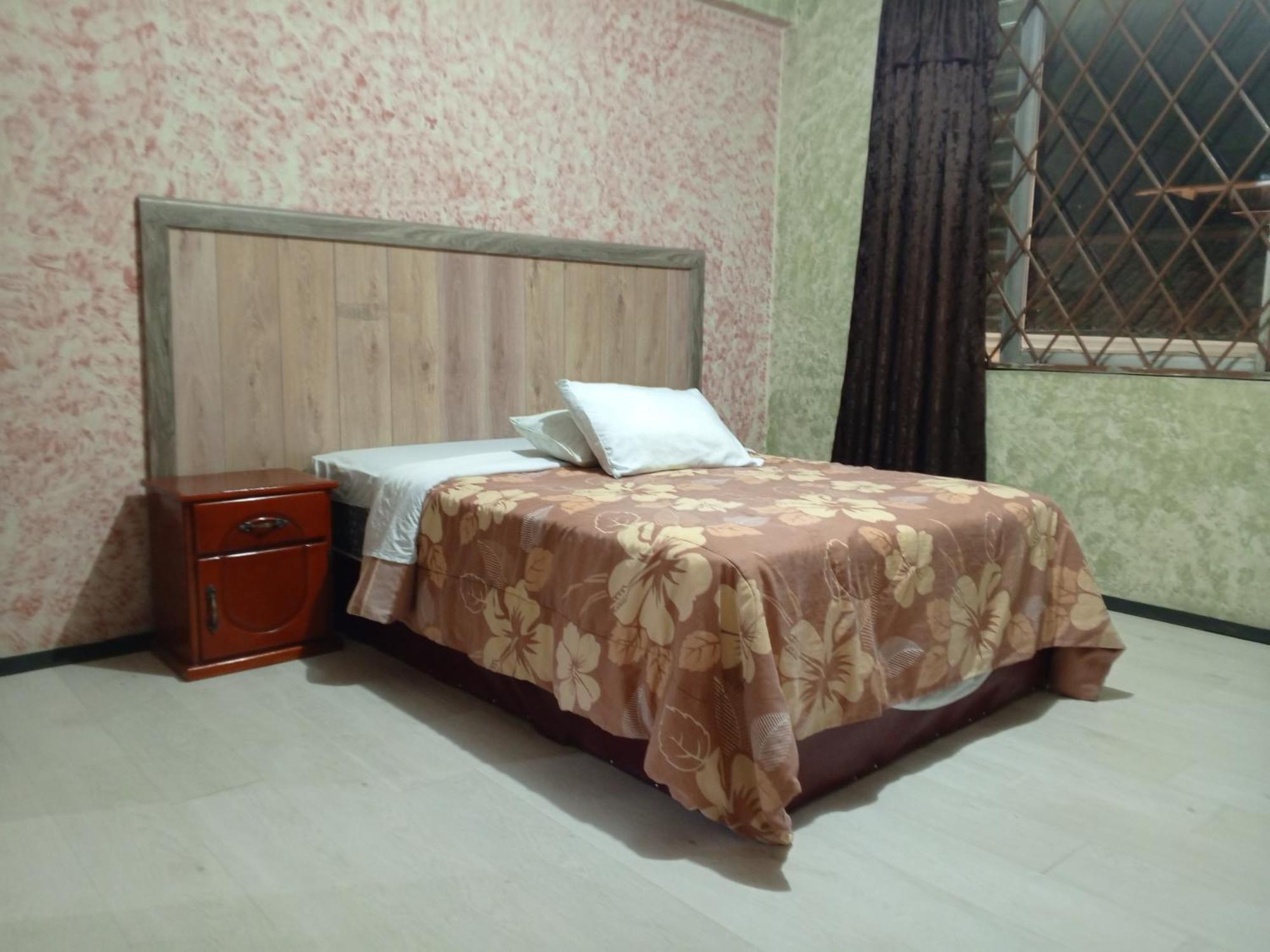La Perla Cuencana Hostal Екстер'єр фото